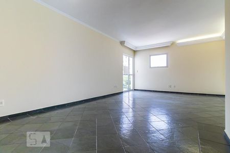 Sala de apartamento para alugar com 3 quartos, 100m² em Cambuí, Campinas