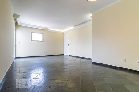 Sala de apartamento para alugar com 3 quartos, 100m² em Cambuí, Campinas