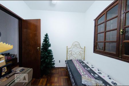 Quarto 1 de casa para alugar com 4 quartos, 462m² em Betânia, Belo Horizonte