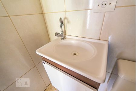 Pia  de casa para alugar com 3 quartos, 87m² em Vila Camilopolis, Santo André