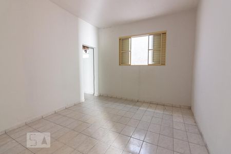 Quarto 2 de casa para alugar com 2 quartos, 100m² em Vila Adalgisa, Osasco