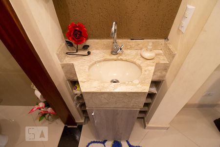 Lavabo de casa à venda com 3 quartos, 230m² em Jardim Dourado, Guarulhos