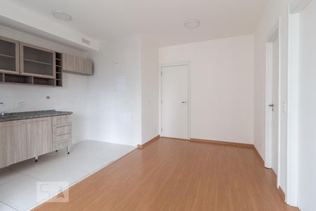 Sala de apartamento para alugar com 1 quarto, 41m² em Umuarama, Osasco