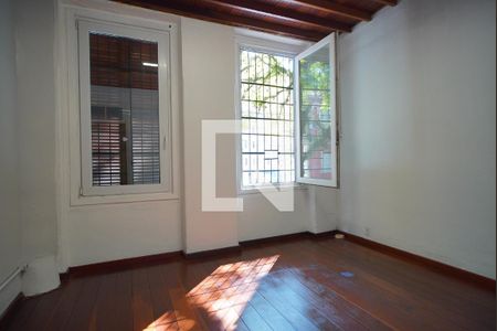 Sala de casa para alugar com 3 quartos, 180m² em Bom Fim, Porto Alegre