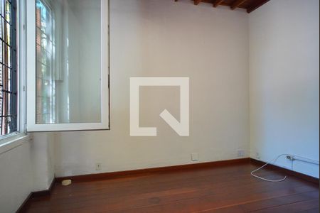 Sala de casa para alugar com 3 quartos, 180m² em Bom Fim, Porto Alegre