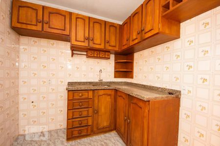 Cozinha de apartamento para alugar com 1 quarto, 50m² em Jardim do Salso, Porto Alegre