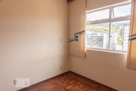 Suíte de apartamento à venda com 4 quartos, 100m² em Estoril, Belo Horizonte