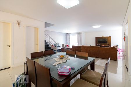 Sala 1 de casa para alugar com 5 quartos, 500m² em Jardim Gumercindo, Guarulhos