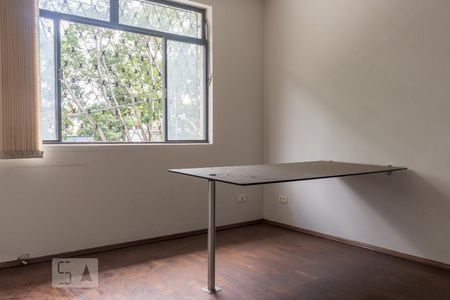 Sala de casa para alugar com 4 quartos, 140m² em Barro Preto, Belo Horizonte