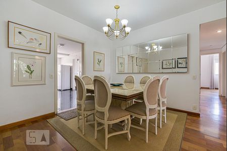 Sala de apartamento à venda com 3 quartos, 140m² em Vila Mariana, São Paulo