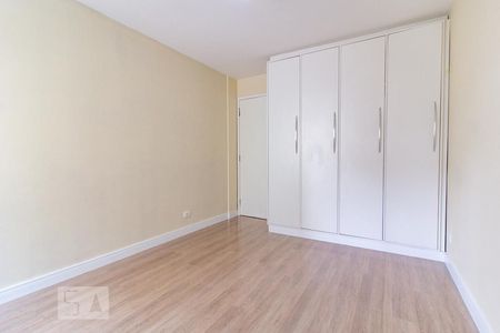 Quarto 1 de apartamento para alugar com 3 quartos, 87m² em Água Verde, Curitiba