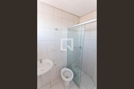 Banheiro de kitnet/studio para alugar com 1 quarto, 30m² em Setor Leste Universitário, Goiânia