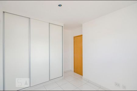 Quarto 1 de apartamento para alugar com 2 quartos, 54m² em Estrela do Oriente, Belo Horizonte