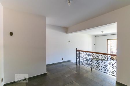 Sala de apartamento para alugar com 3 quartos, 90m² em Cambuí, Campinas