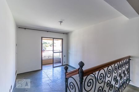 Sala de apartamento para alugar com 3 quartos, 90m² em Cambuí, Campinas