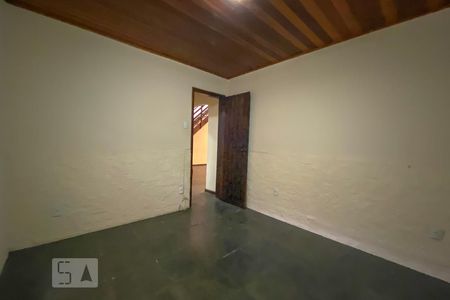 Quarto 1 de casa para alugar com 3 quartos, 300m² em Ramos, Rio de Janeiro