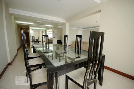 Sala de apartamento para alugar com 5 quartos, 375m² em Icaraí, Niterói