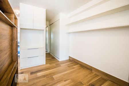 Quarto de kitnet/studio para alugar com 1 quarto, 45m² em Centro, Campinas