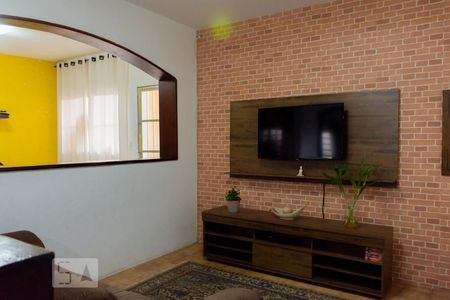 Sala de casa para alugar com 3 quartos, 250m² em Jardim Roberto, Osasco