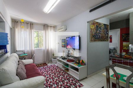 Sala de apartamento para alugar com 2 quartos, 50m² em Jacarepaguá, Rio de Janeiro