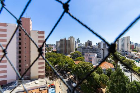 Vista da sala de apartamento à venda com 1 quarto, 50m² em Vila Itapura, Campinas