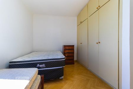 Quarto de apartamento à venda com 1 quarto, 50m² em Vila Itapura, Campinas