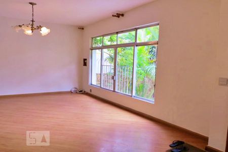 Sala de casa para alugar com 4 quartos, 320m² em Vila Gustavo, São Paulo