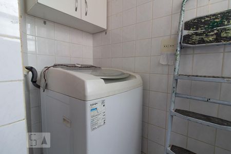 Área de Serviço de apartamento para alugar com 3 quartos, 60m² em Sagrada Família, Belo Horizonte