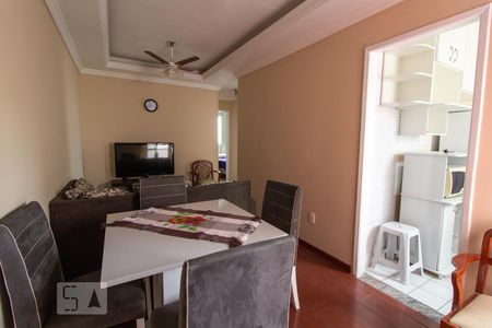 Sala de apartamento para alugar com 3 quartos, 60m² em Sagrada Família, Belo Horizonte