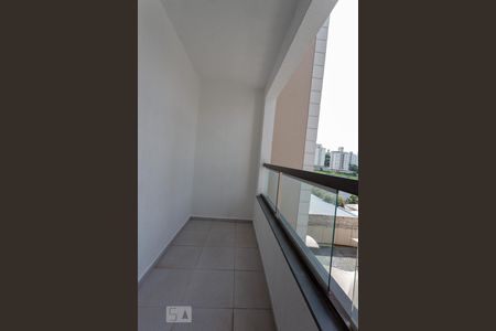 Varanda da sala de apartamento para alugar com 2 quartos, 59m² em Paquetá, Belo Horizonte