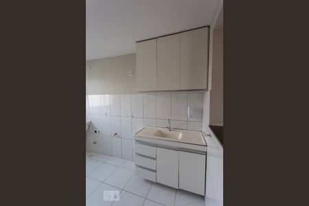 cozinha de apartamento para alugar com 2 quartos, 59m² em Paquetá, Belo Horizonte