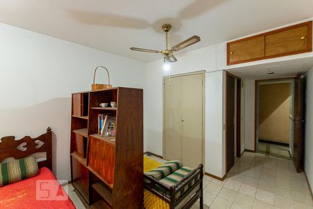 Quarto de kitnet/studio para alugar com 1 quarto, 23m² em Centro, Niterói