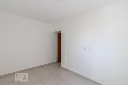 Quarto de apartamento à venda com 1 quarto, 30m² em Vila Campanela, São Paulo