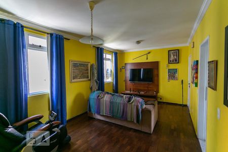 Sala de apartamento para alugar com 3 quartos, 100m² em Santo Antônio, Belo Horizonte