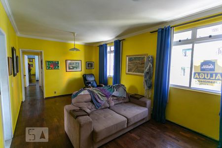 Sala de apartamento para alugar com 3 quartos, 100m² em Santo Antônio, Belo Horizonte