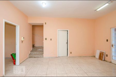 Sala piso inferior de casa para alugar com 4 quartos, 224m² em Palmeiras, Belo Horizonte