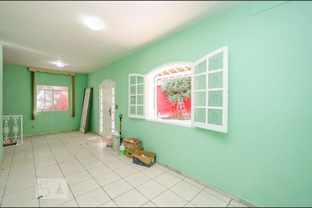 Sala de casa para alugar com 4 quartos, 224m² em Palmeiras, Belo Horizonte