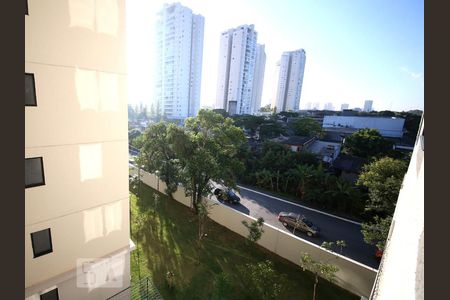 Vista de apartamento para alugar com 2 quartos, 34m² em Jurubatuba, São Paulo