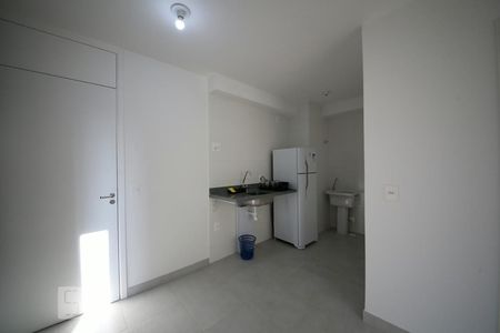 Sala - Cozinha de apartamento para alugar com 2 quartos, 34m² em Jurubatuba, São Paulo