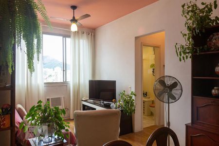 Sala de apartamento para alugar com 2 quartos, 75m² em Vila Isabel, Rio de Janeiro