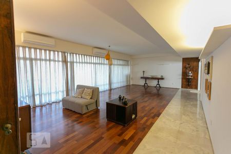 Sala de apartamento para alugar com 4 quartos, 370m² em Funcionários, Belo Horizonte