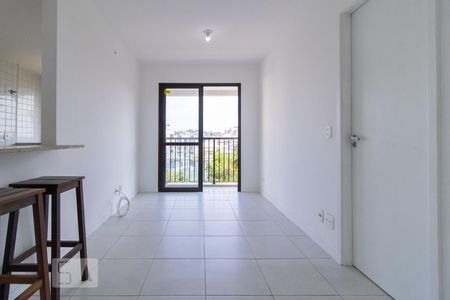 Sala de apartamento para alugar com 1 quarto, 40m² em Vicente de Carvalho, Rio de Janeiro