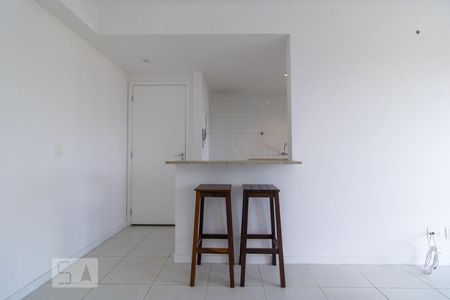 Detalhe da Sala de apartamento para alugar com 1 quarto, 40m² em Vicente de Carvalho, Rio de Janeiro