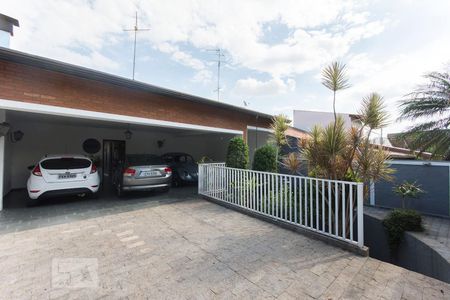 Garagem de casa para alugar com 5 quartos, 400m² em Jardim Guarani, Campinas