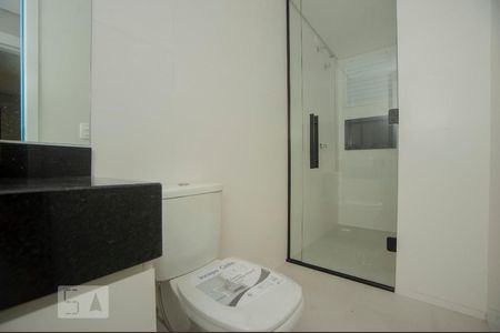 Banheiro de apartamento para alugar com 2 quartos, 60m² em Santa Felicidade, Curitiba