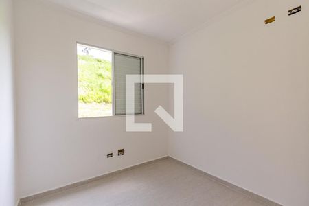 Quarto 1 de apartamento à venda com 4 quartos, 98m² em Parque Pinheiros, Taboão da Serra