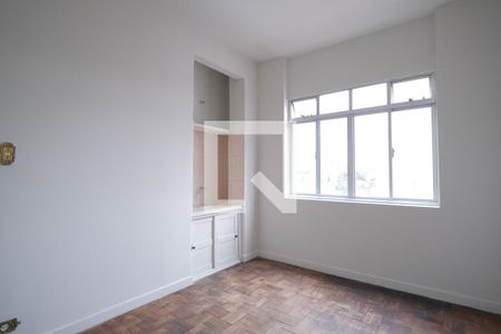 Sala/Cozinha de apartamento para alugar com 1 quarto, 49m² em Centro, Curitiba