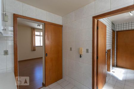 Cozinha de apartamento para alugar com 3 quartos, 160m² em Ouro Preto, Belo Horizonte