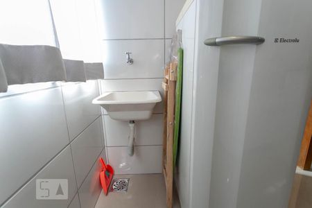 Cozinha de kitnet/studio para alugar com 1 quarto, 28m² em Paquetá, Belo Horizonte