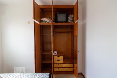 Quarto - Armário de apartamento para alugar com 1 quarto, 47m² em Funcionários, Belo Horizonte